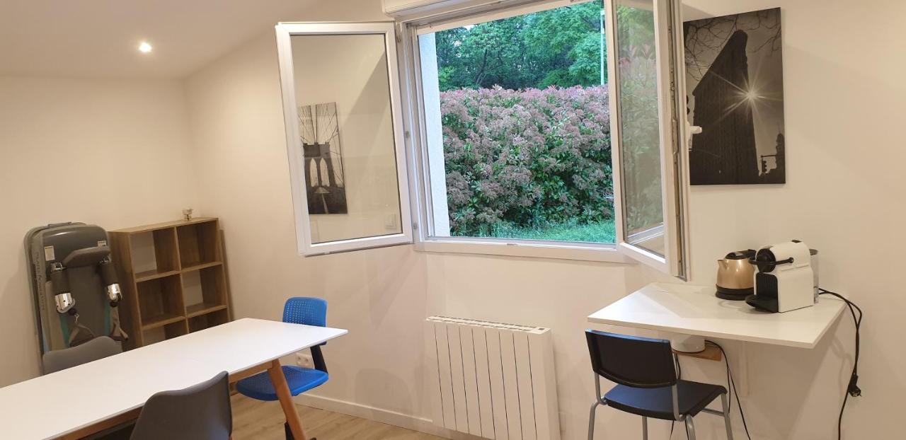Adorable Studio 25M² Tres Calme Avec Parking Marseille Bagian luar foto